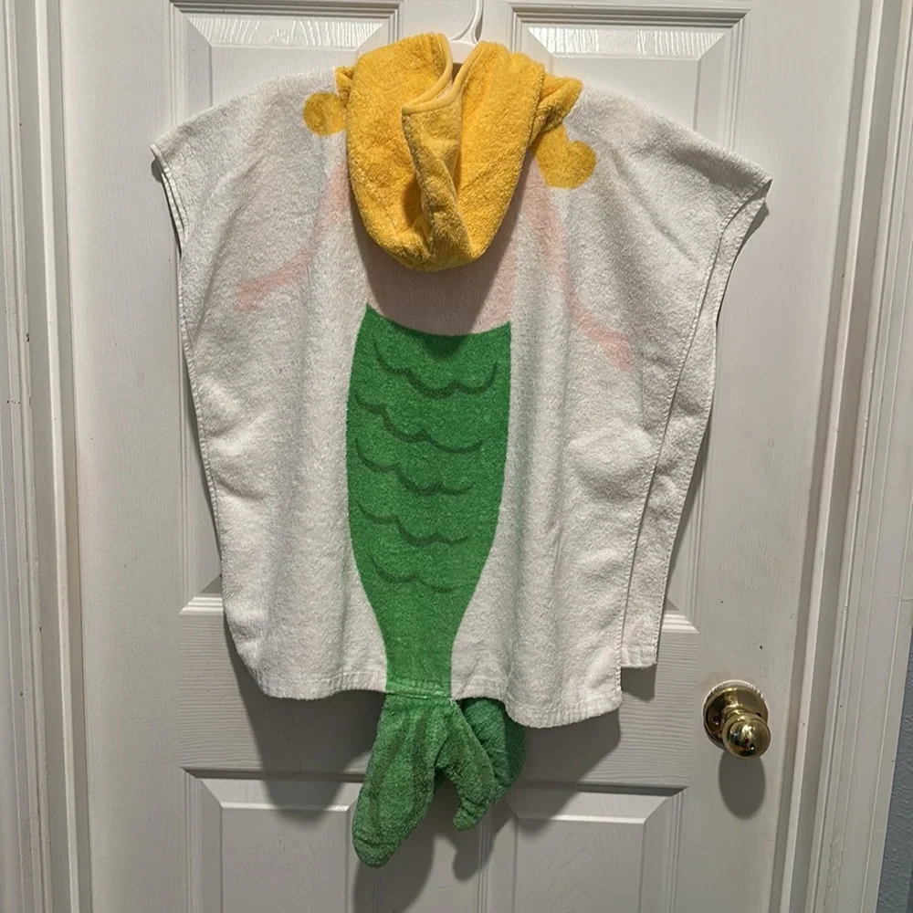 Girls Gymboree mermaid towel cover up 100% cotton one size